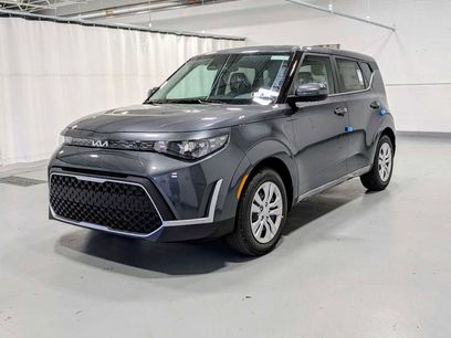 New 2025 Kia Soul LX