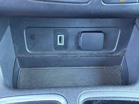 Used 2018 Ford Escape SE FWD image 30