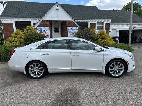 Used 2017 Cadillac XTS Luxury w/ Driver Awareness Package FWD image 9