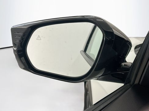 Used 2023 Kia EV6 Wind image 16