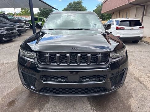 New 2026 Jeep Grand Cherokee L 2WD image 2