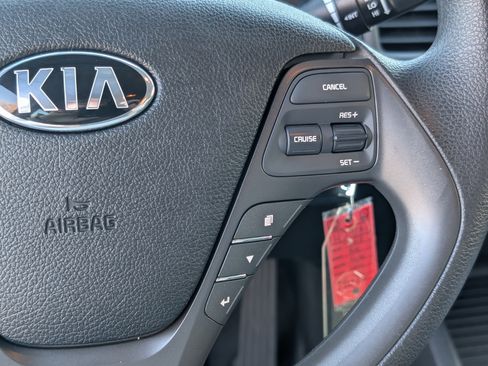 Used 2018 Kia Forte LX w/ LX Popular Package image 17