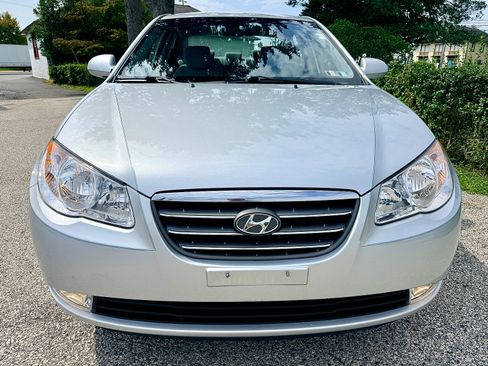 Used 2009 Hyundai Elantra GLS FWD image 9