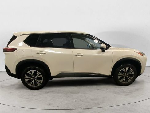 Used 2021 Nissan Rogue SV AWD/4WD image 7
