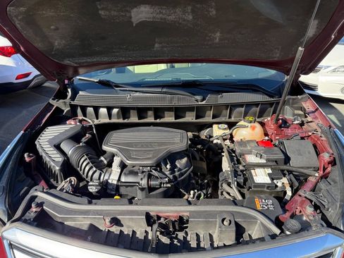 Used 2017 Cadillac XT5 Luxury w/ Driver Awareness Package image 24