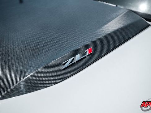 Used 2018 Chevrolet Camaro ZL1 RWD image 32