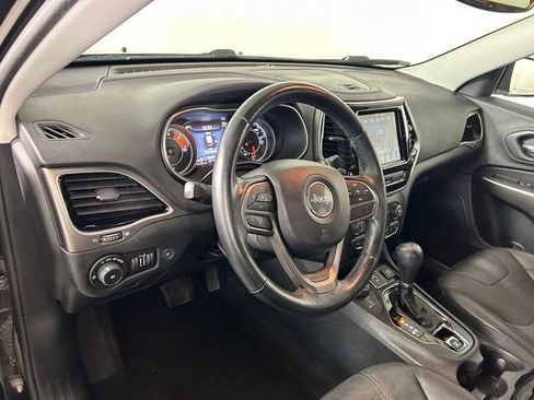 Used 2020 Jeep Cherokee Limited AWD/4WD image 14