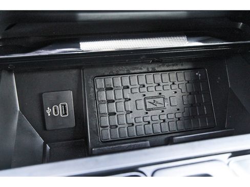 Used 2025 Ford F150 Platinum w/ FX4 Off-Road Package AWD/4WD image 30