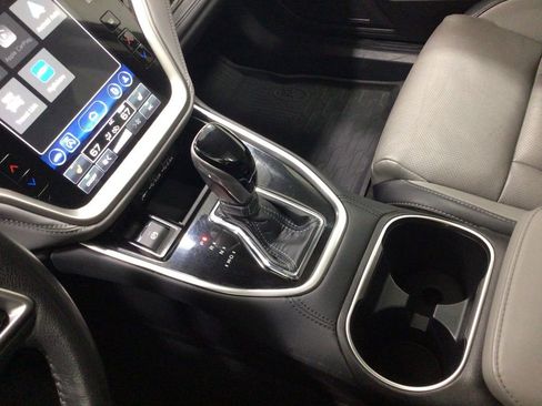 Used 2023 Subaru Outback Limited image 15