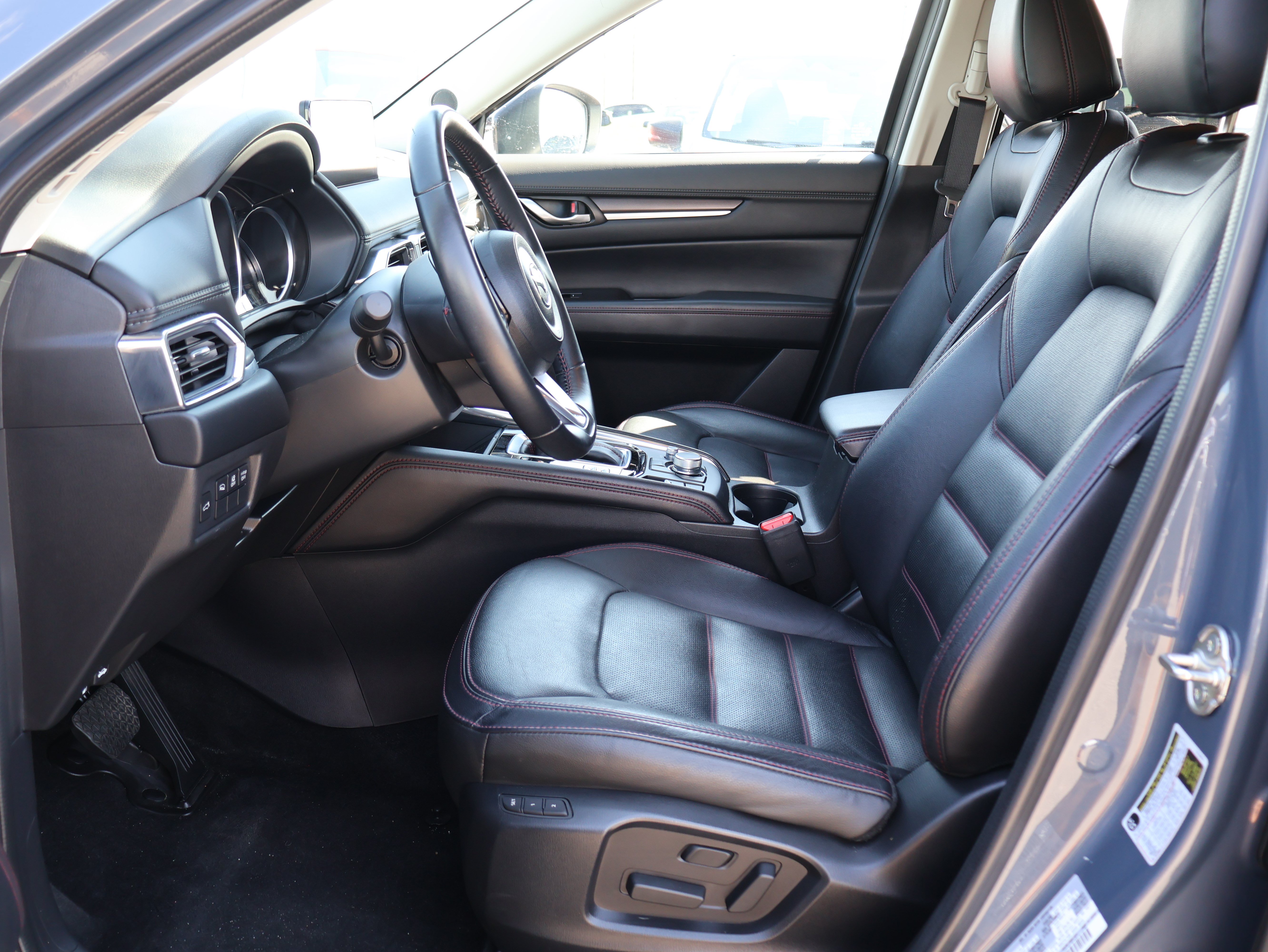 Used 2025 MAZDA CX-5 Carbon Edition AWD/4WD image 14