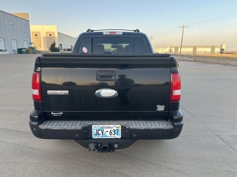 Used 2008 Ford Explorer Sport Trac XLT image 6