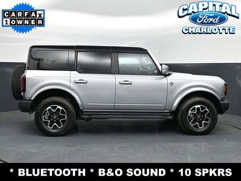 Used 2024 Ford Bronco Outer Banks AWD/4WD image 9