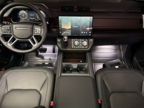 New 2026 Land Rover Defender 110 X-Dynamic SE AWD/4WD image 14