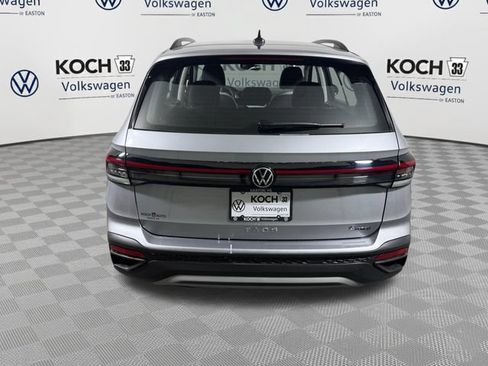 Used 2025 Volkswagen Taos S AWD/4WD image 7