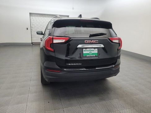 Used 2022 GMC Terrain SLE w/ Driver Convenience Package FWD image 6