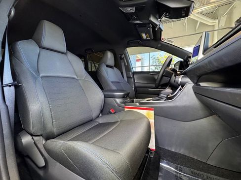 Certified 2025 Toyota RAV4 SE AWD/4WD image 54