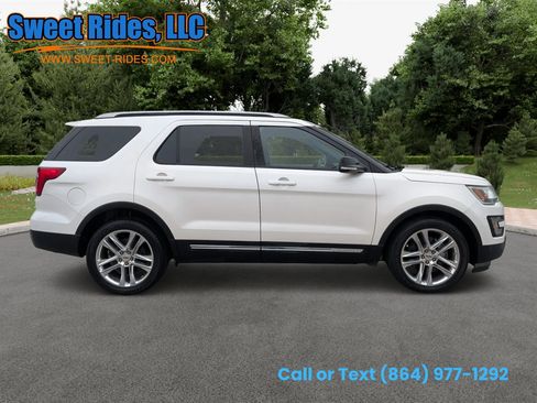 Used 2016 Ford Explorer XLT w/ Equipment Group 202A FWD image 9