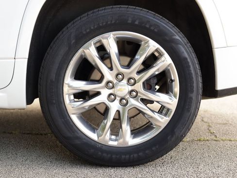 Used 2018 Chevrolet Traverse High Country AWD/4WD image 46