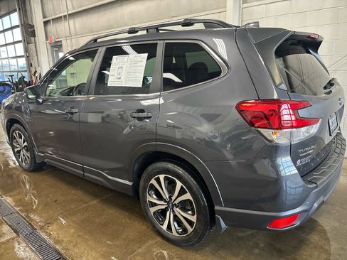 Used 2021 Subaru Forester Limited w/ Popular Package #3 image 5