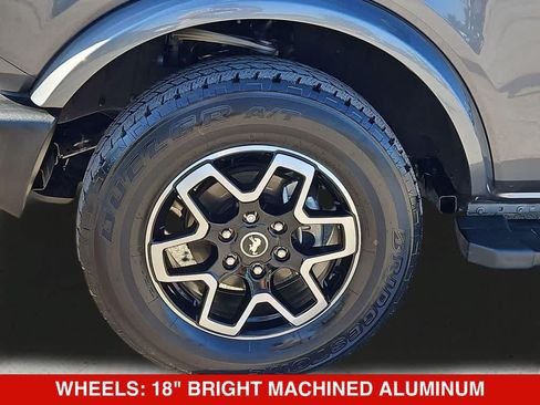 Used 2024 Ford Bronco Outer Banks AWD/4WD image 12