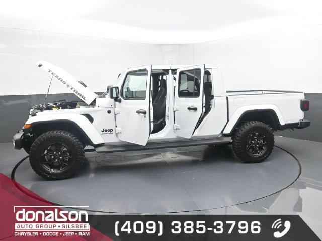 Used 2025 Jeep Gladiator Sport AWD/4WD image 22