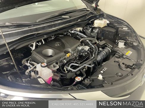 Used 2024 Toyota Sienna XSE FWD image 51