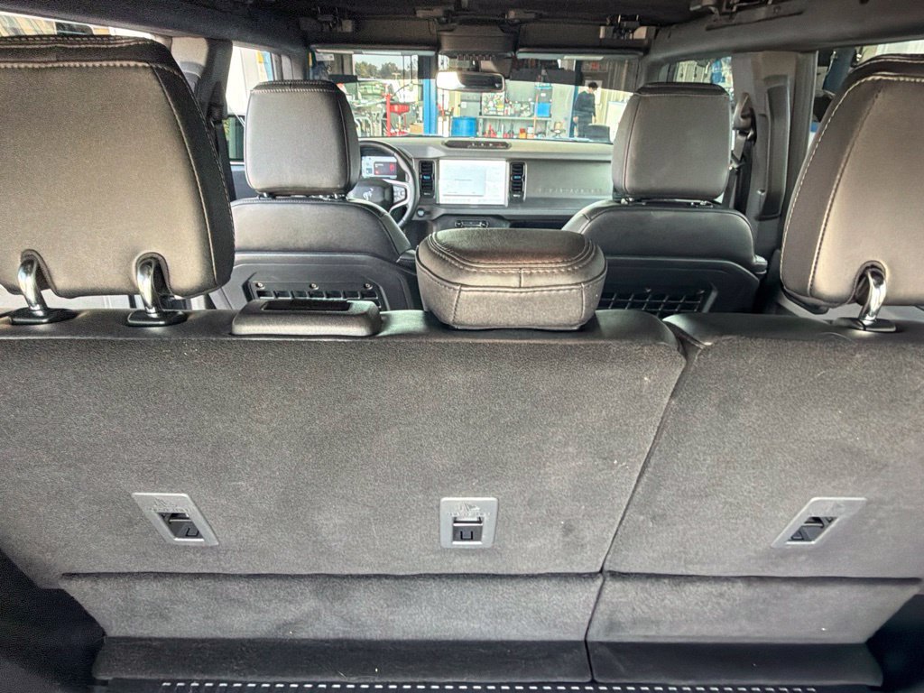 Used 2024 Ford Bronco Black Diamond AWD/4WD image 12