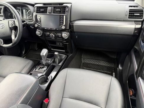 Certified 2020 Toyota 4Runner TRD Off-Road Premium w/ Moonroof Package image 34