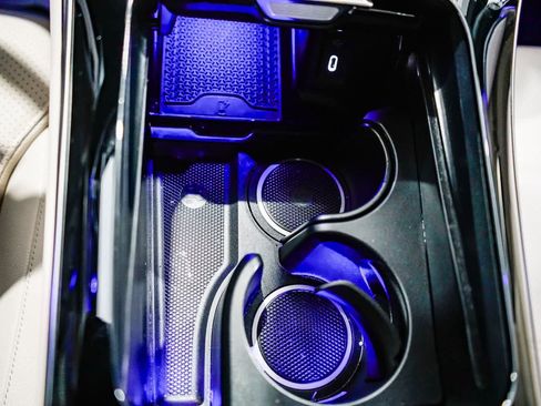 Used 2026 Mercedes-Benz GLC 300 image 21