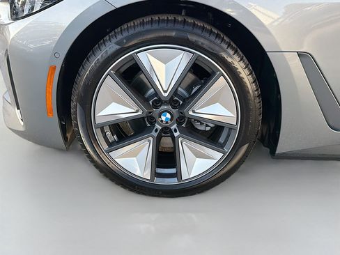 New 2026 BMW i4 eDrive40 w/ Parking Assistance Package RWD image 41