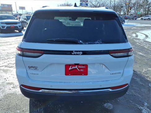Used 2024 Jeep Grand Cherokee Limited w/ Trailer Tow Package image 5