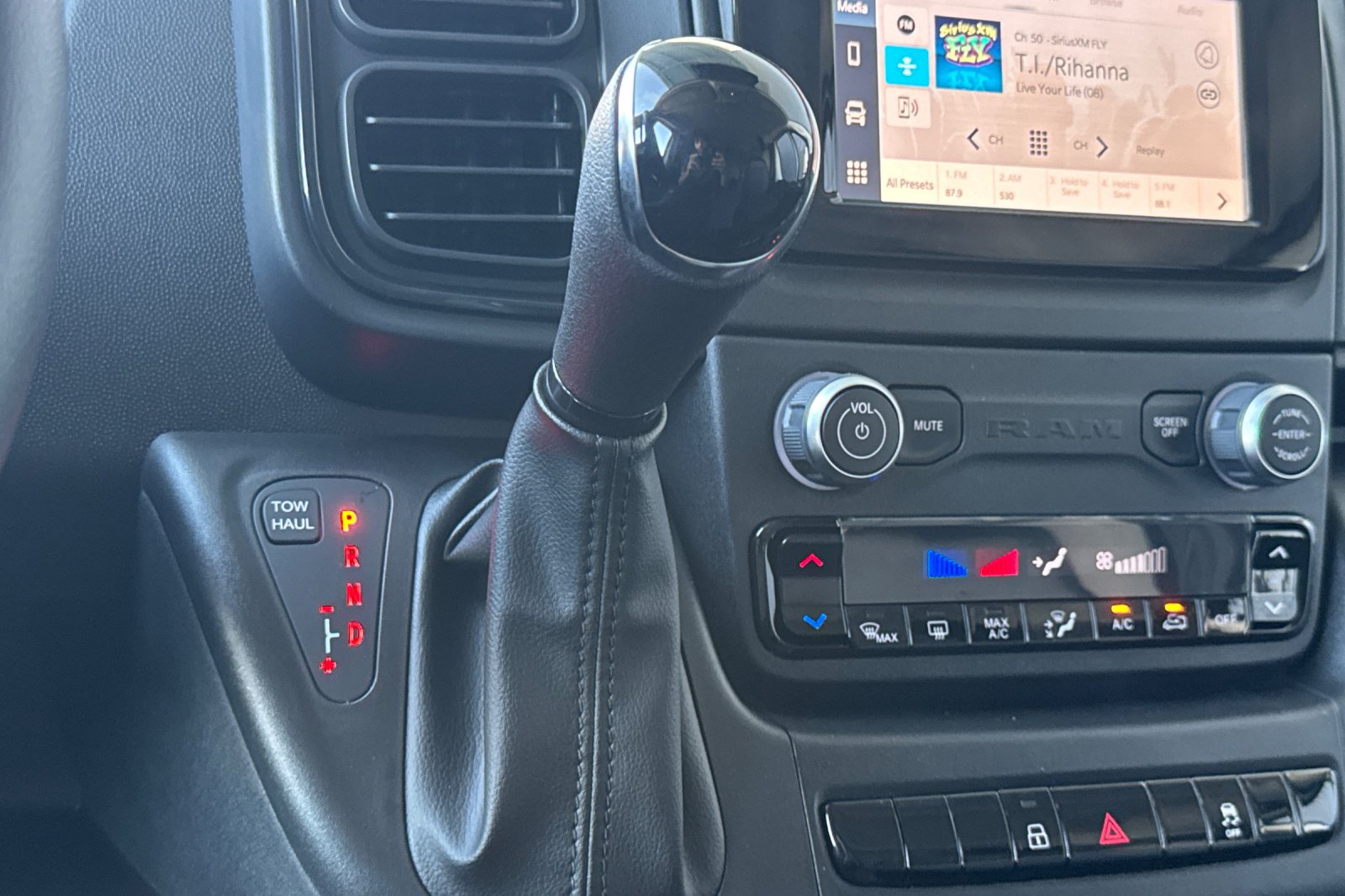 New 2026 RAM ProMaster 1500 w/ Convenience Group FWD image 18