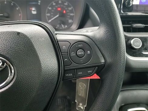 Certified 2025 Toyota Corolla LE image 14