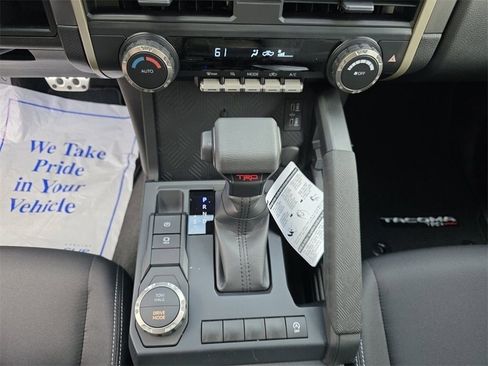 Certified 2025 Toyota Tacoma TRD Sport image 27