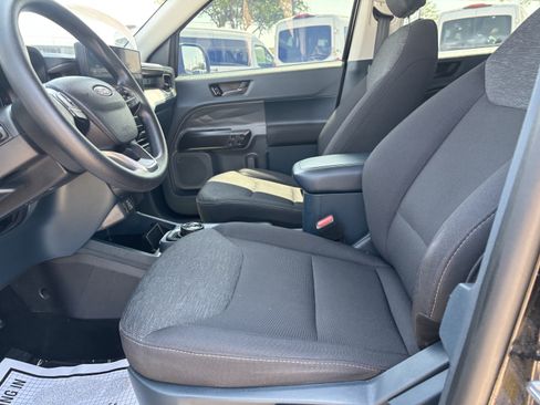 Certified 2025 Ford Maverick XL FWD image 10