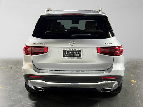 Certified 2026 Mercedes-Benz GLB 250 4MATIC image 4