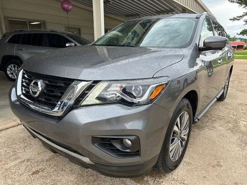 Used 2020 Nissan Pathfinder SL image 12