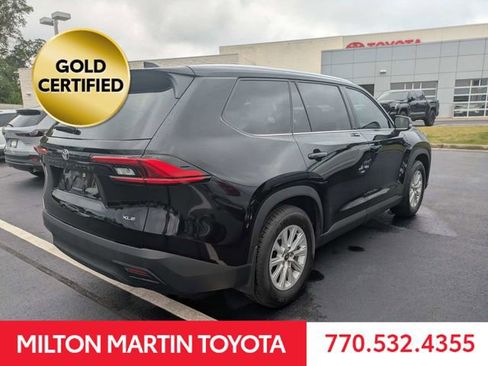 Certified 2024 Toyota Grand Highlander FWD image 3