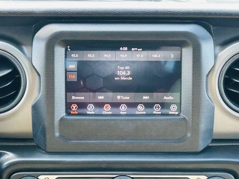 Used 2022 Jeep Wrangler Unlimited Sport AWD/4WD image 14