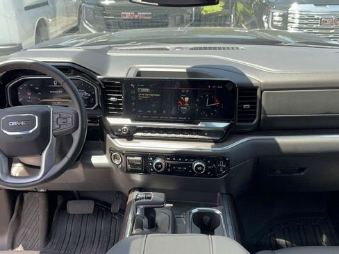 Used 2026 GMC Sierra 1500 SLT w/ SLT Premium Plus Package AWD/4WD image 17
