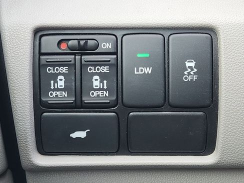 Used 2017 Honda Odyssey EX-L image 21