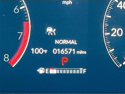 Used 2024 Honda Pilot EX-L image 12