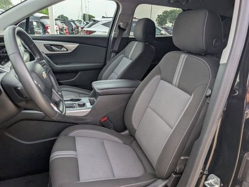 Certified 2025 Chevrolet Blazer LT AWD/4WD image 26