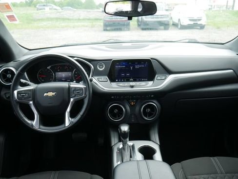 Used 2020 Chevrolet Blazer L FWD image 4