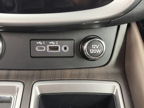 Used 2023 Nissan Murano Platinum AWD/4WD image 26