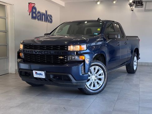 Certified 2021 Chevrolet Silverado 1500 Custom AWD/4WD image 2