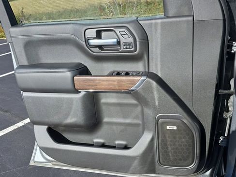 Used 2020 Chevrolet Silverado 1500 High Country w/ Technology Package image 30