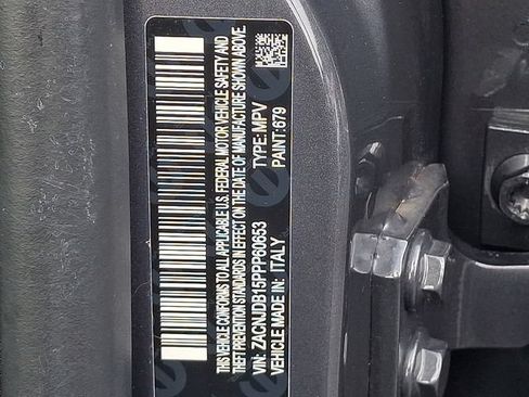 Used 2023 Jeep Renegade Latitude AWD/4WD image 27