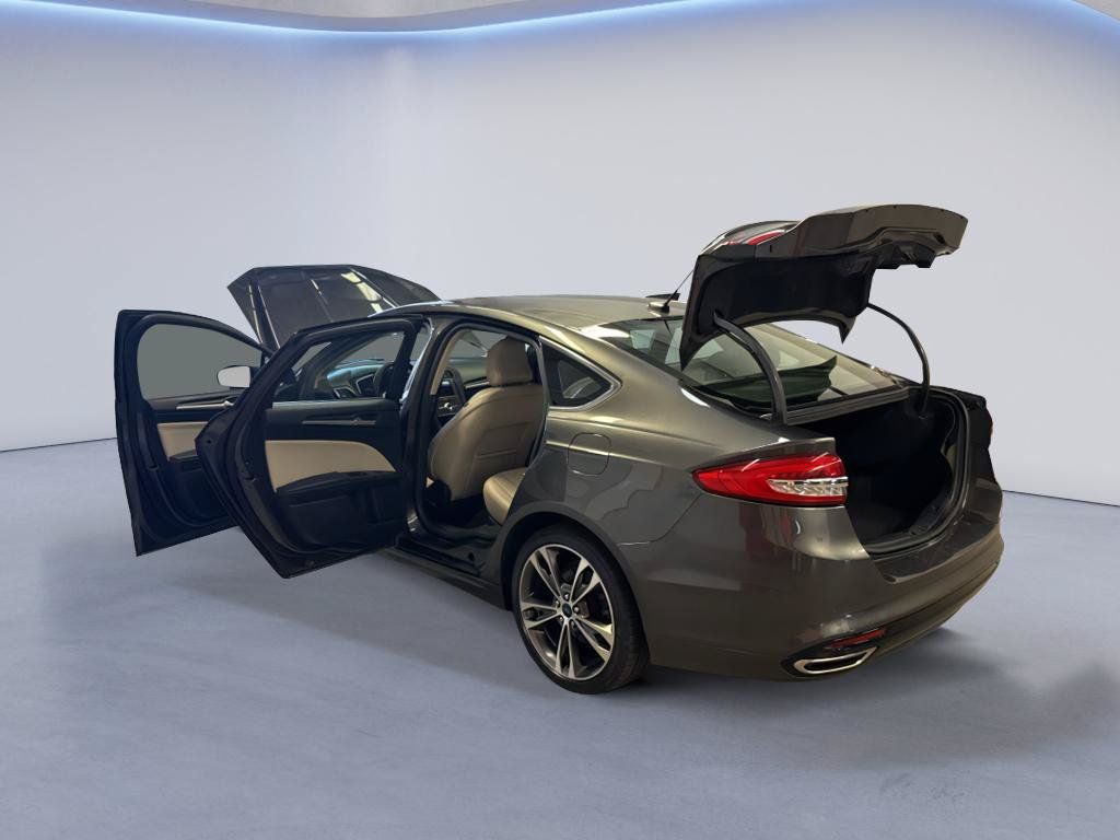 Used 2017 Ford Fusion Titanium AWD/4WD image 12