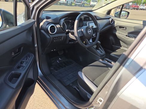 Used 2025 Nissan Versa S w/ Trunk Package FWD image 10